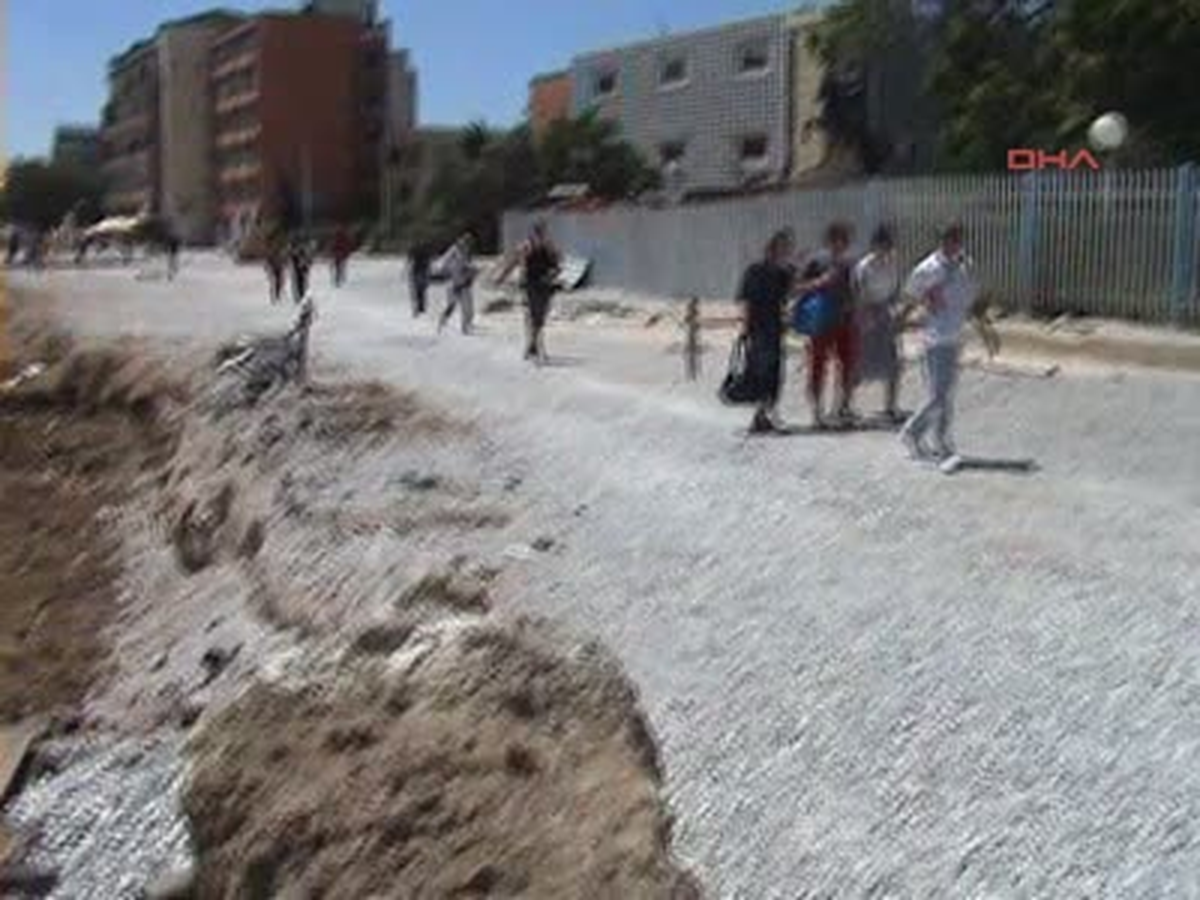 İbrahim Rugova Bulvarı İnşaatı Sebebiyle Vatandaşlar Zor Anlar Yaşıyor