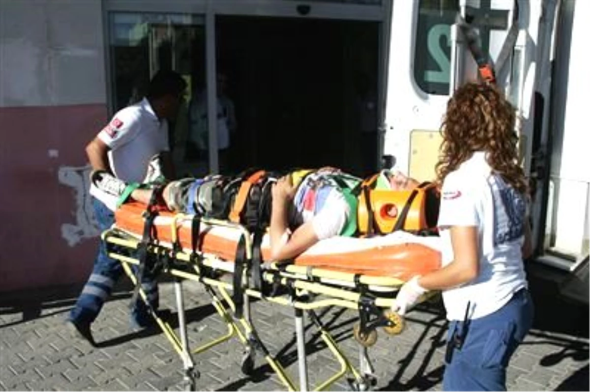 Isparta\'da Trafik Kazası: 2 Yaralı