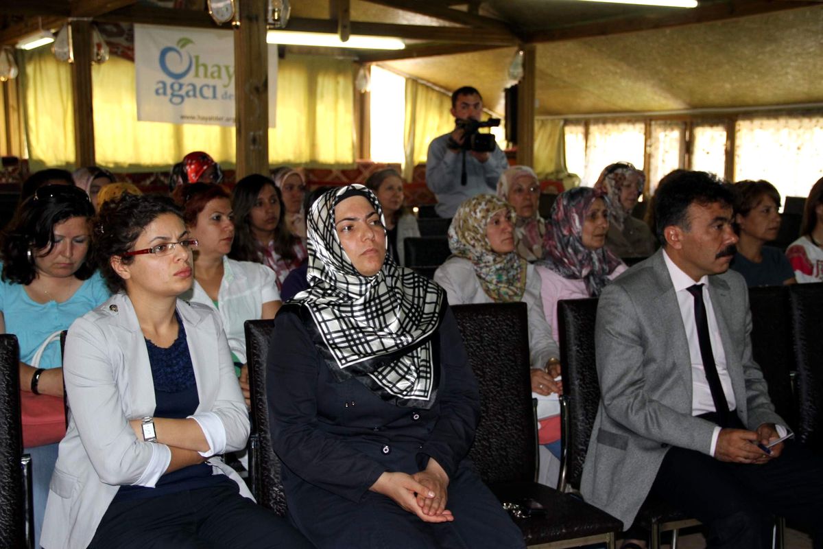 Kadınlar Kendi Ayakları Üzerinde Duracak