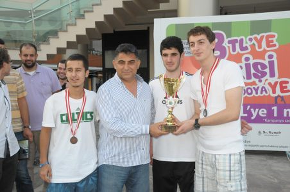 Karizma Show İzleyenleri Büyüledi