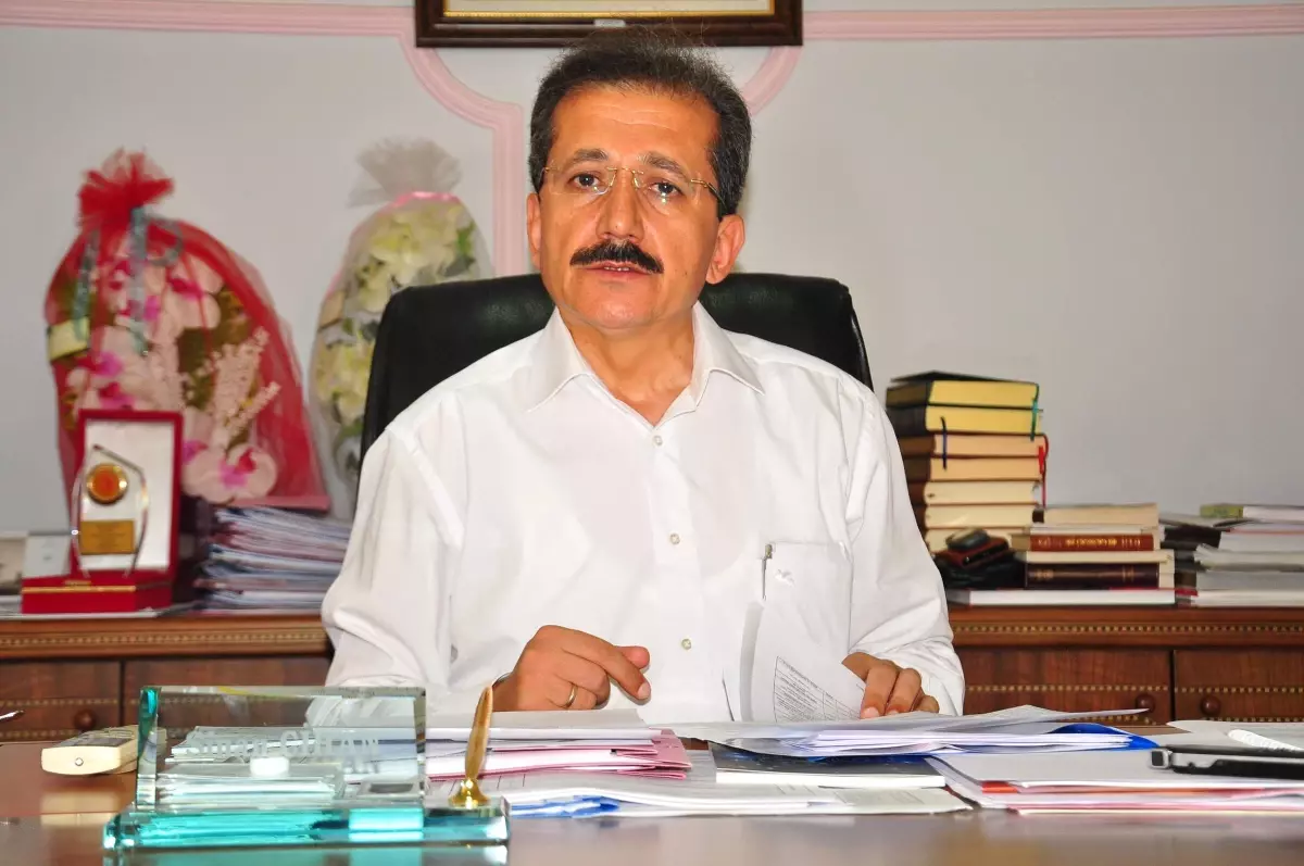 Manisa\'da 6 Camide Hatimle Teravih Namazı Kılınacak