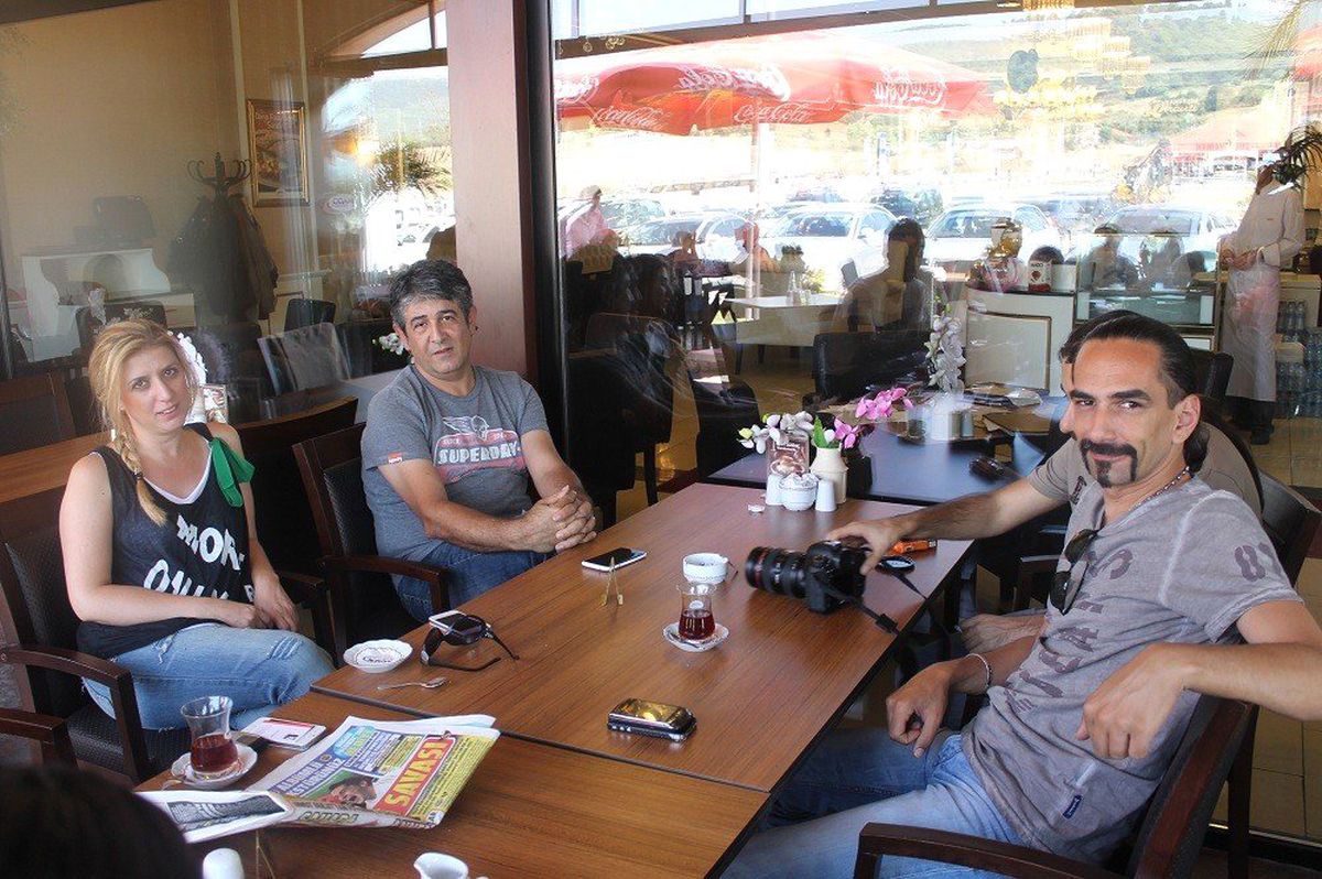 Murat Göğebakan Highway Outlet\'i Gezdi