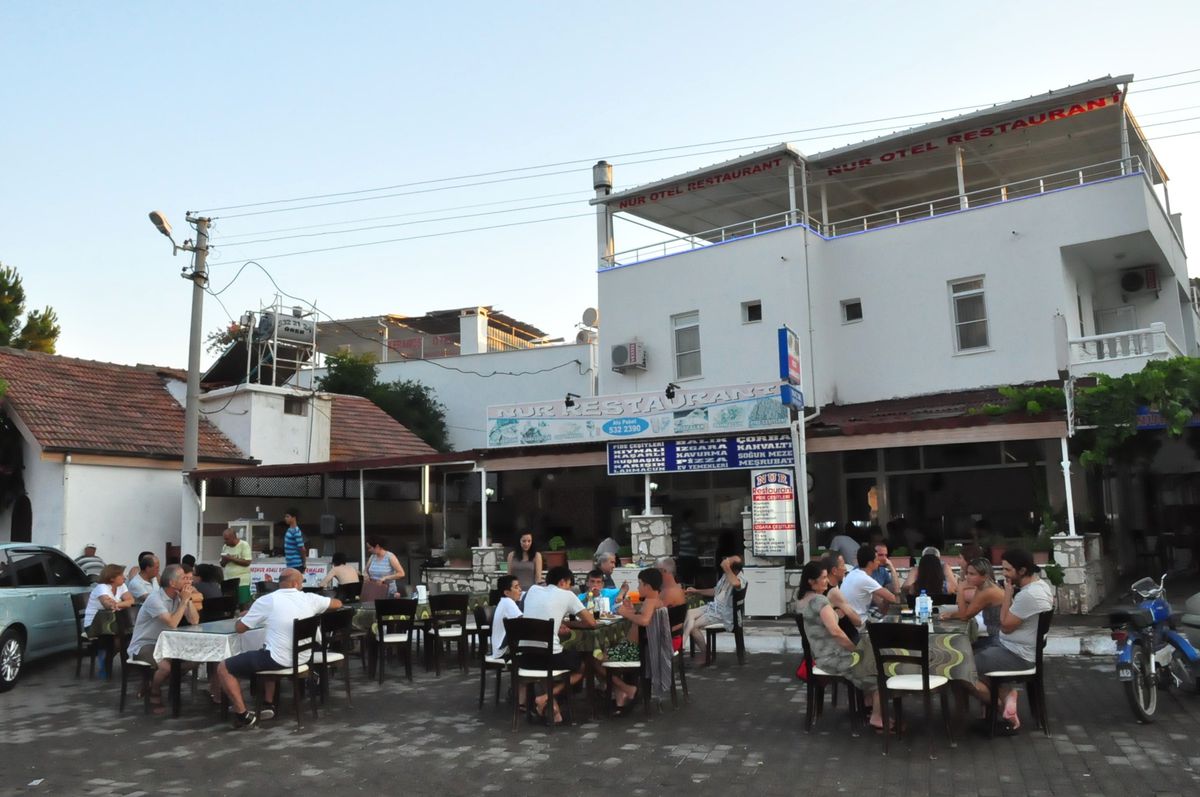 Ören\'de Plajlar Doldu