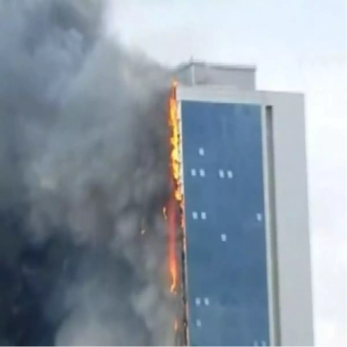 Polat Tower\'da Yangın (2)