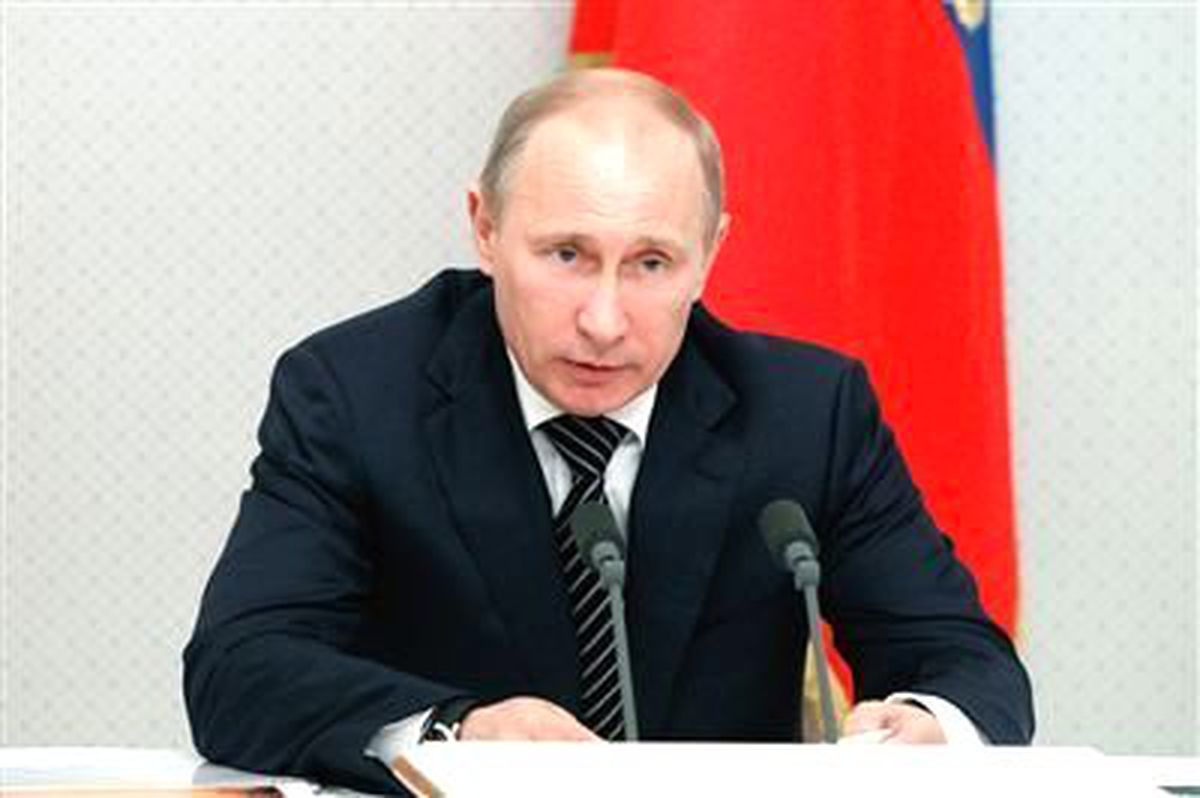 Rusya Devlet Başkanı Putin: "Suriyelilerin Görüşmelere Başlamaya Zorlanması Gerek"