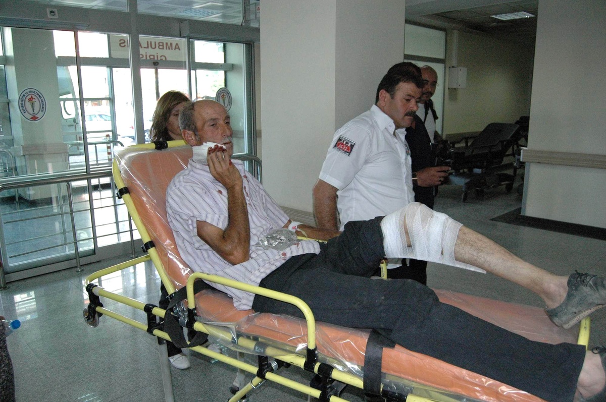 Su Jeneratörü Tartışması Aile Kavgasına Dönüştü: 4 Yaralı