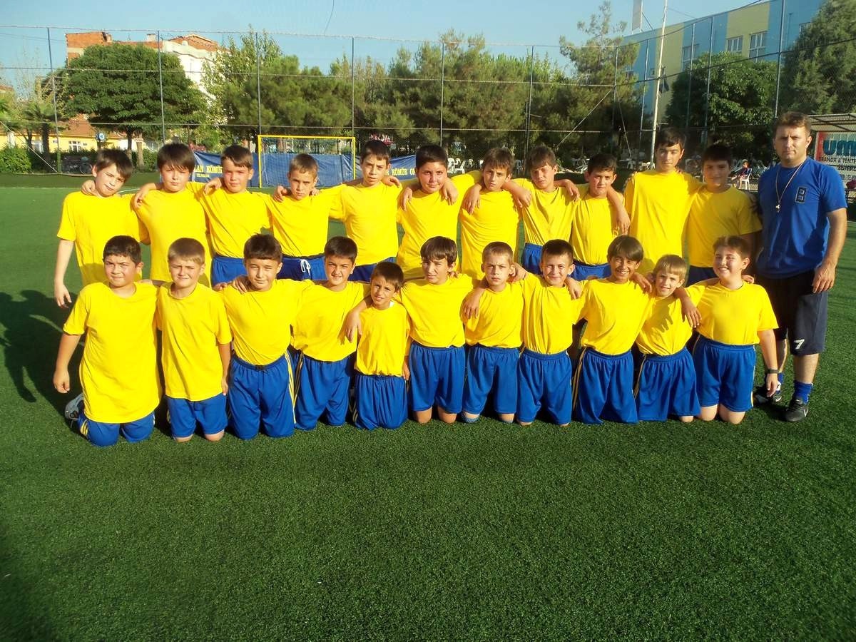 Tayfunspor Futbol Okulu İlgi Görüyor