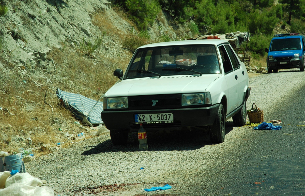 Torununa Üzüm Verirken Otomobilin Altında Kaldı