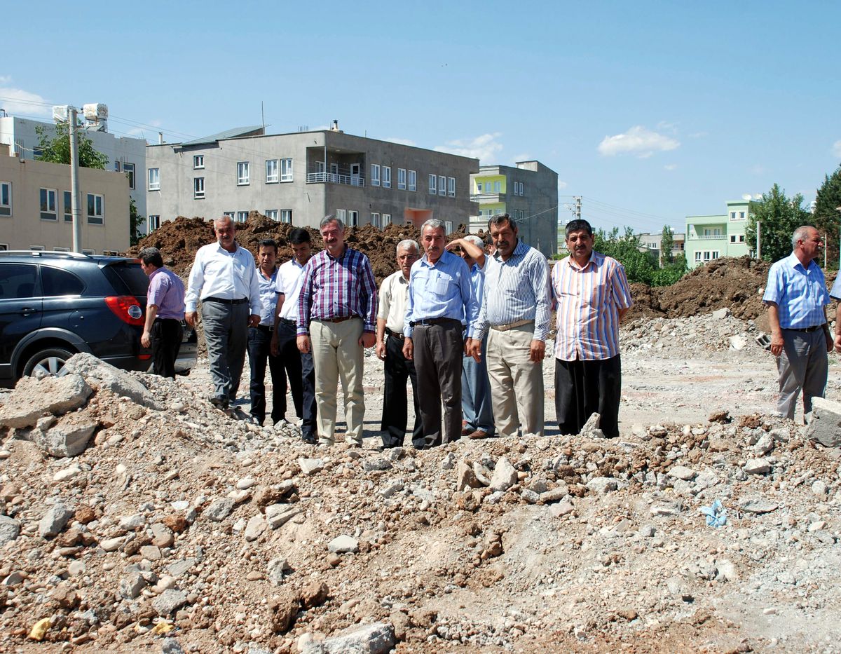 AK Parti Yönetimi Yeni Otogar İnşaatını Gezdi