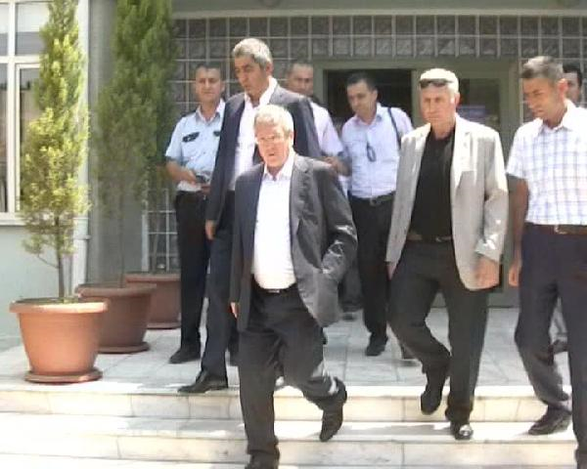 Aziz Yıldırım\'dan Sürpriz Ziyaret