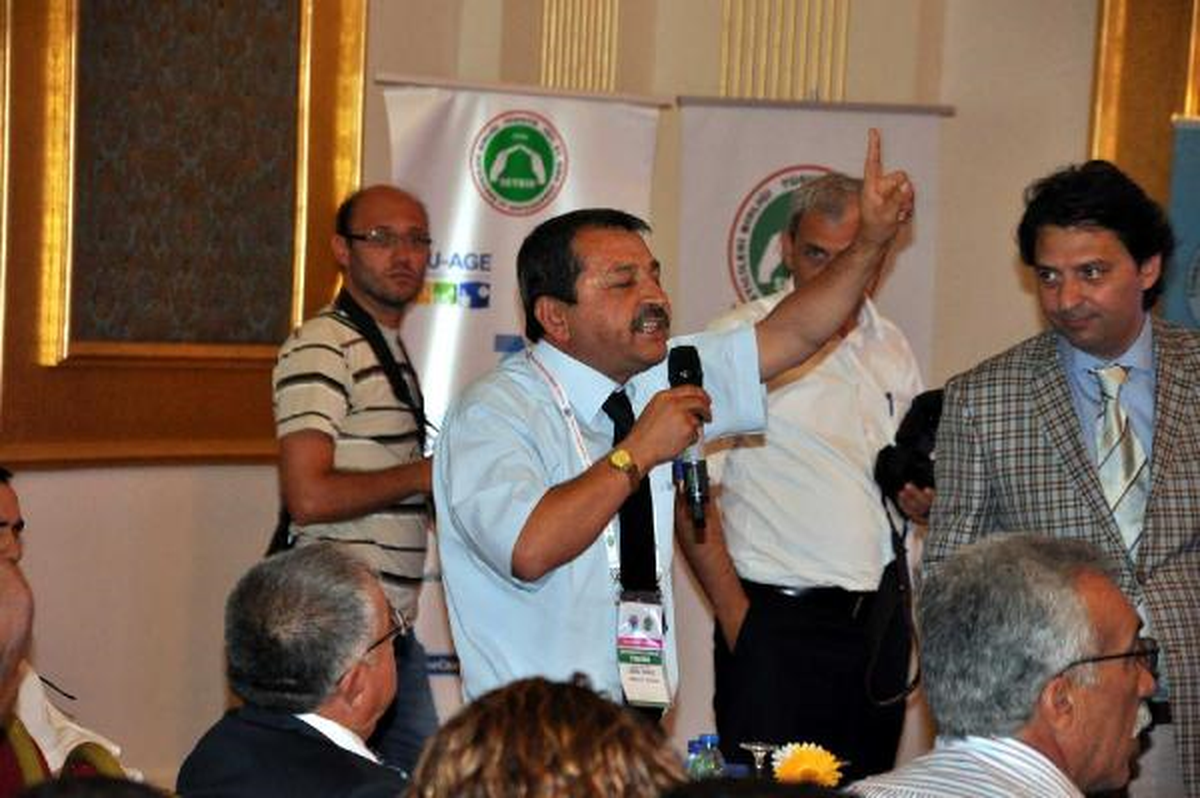 Bakan Yardımcısına Protesto