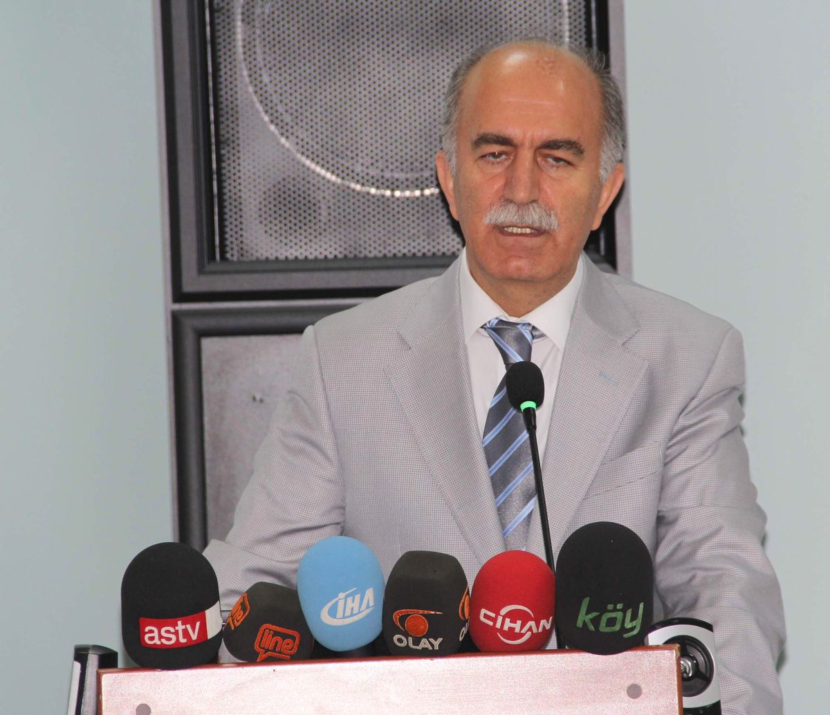 Bursa Şeftalide Liderliği Çanakkale\'ye Kaptırdı