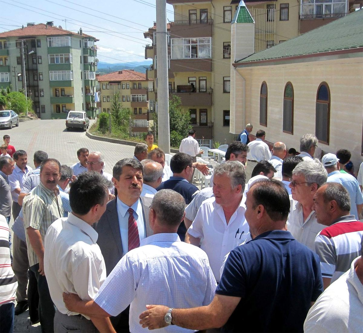 Cemal Akın, Cami Açılışına Katıldı