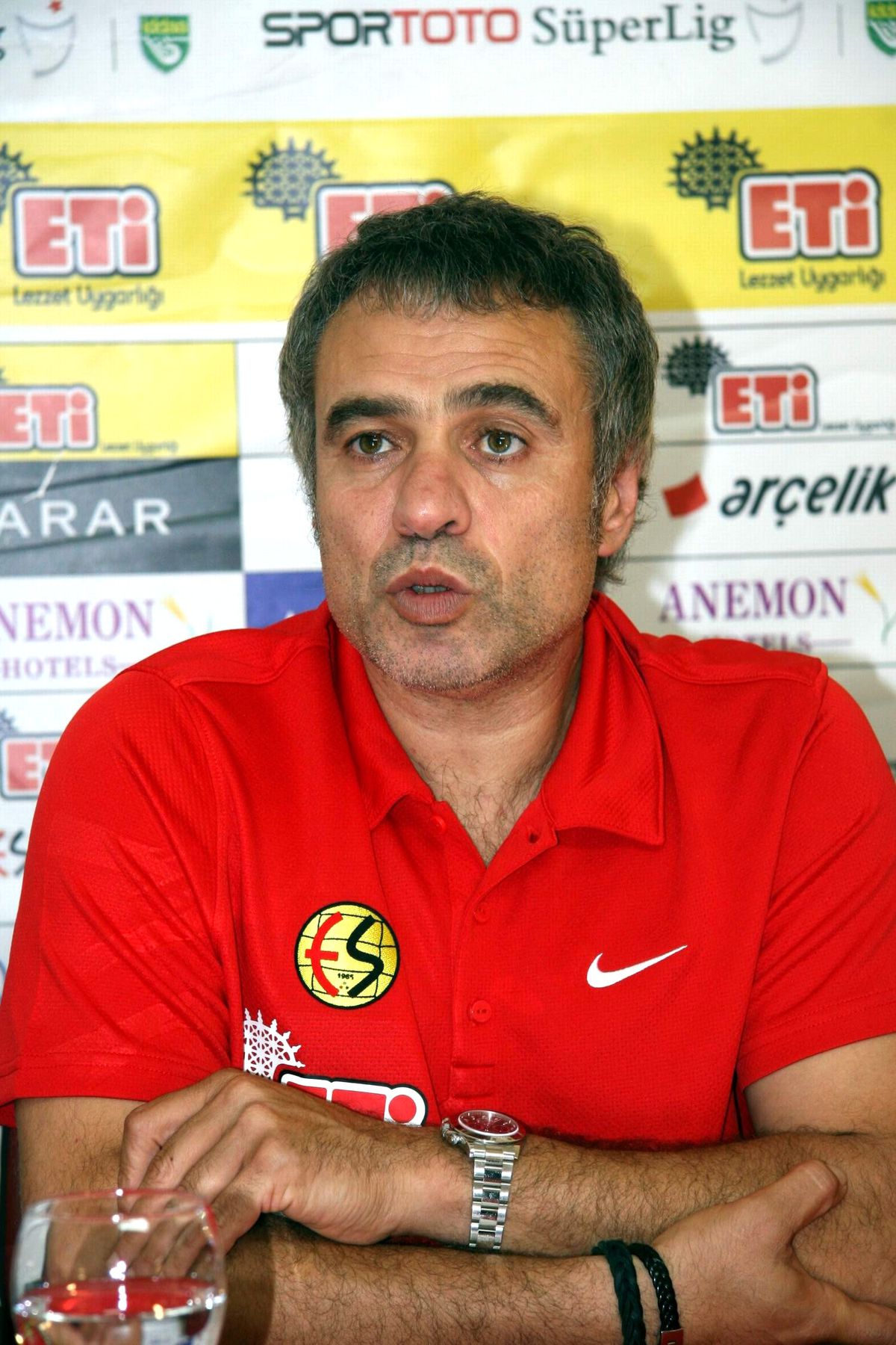 Eskişehirspor\'da Hedef Tur Atlamak