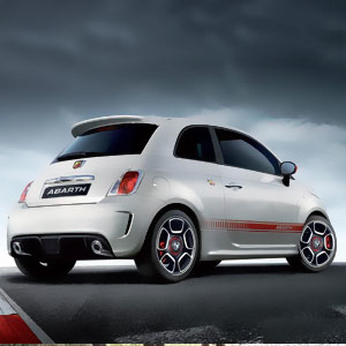 Fiat 500\'ün ABD\'deki Satışları Bu Yıl 20 Bin Adedi Aştı