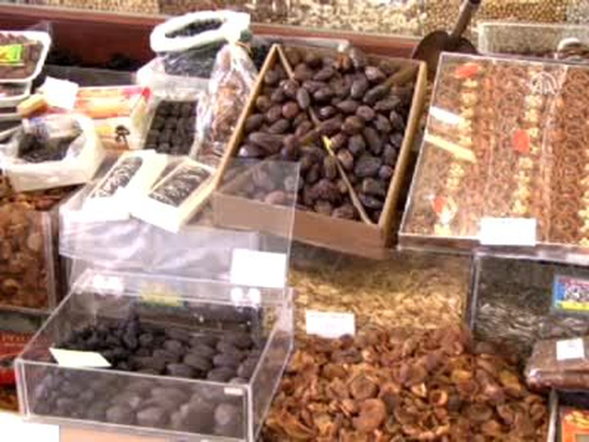 Hurmadan Baklava, Sucuk ve Gofret Yaptılar