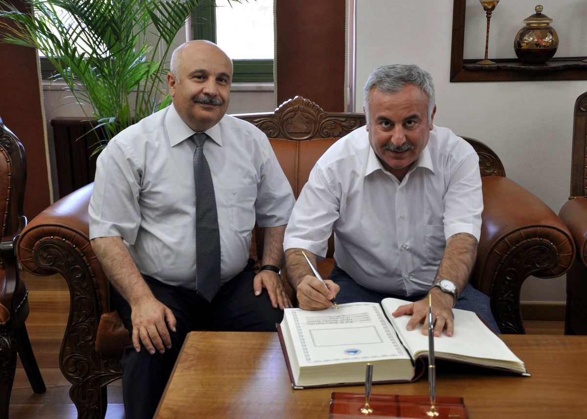 Mutlu\'dan Adıyaman Üniversitesi\'ne Ziyaret