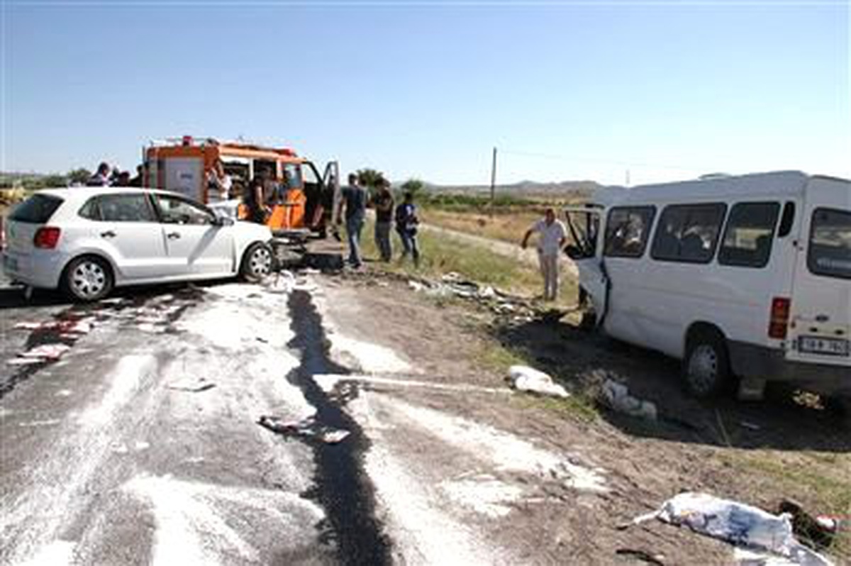 Nevşehir\'deki Kazada Hayatını Kaybedenlerin Sayısı 3\'e Yükseldi