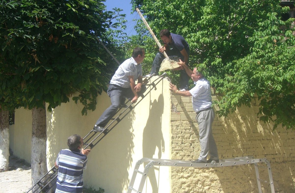 Önce İş, Sonra Tatil