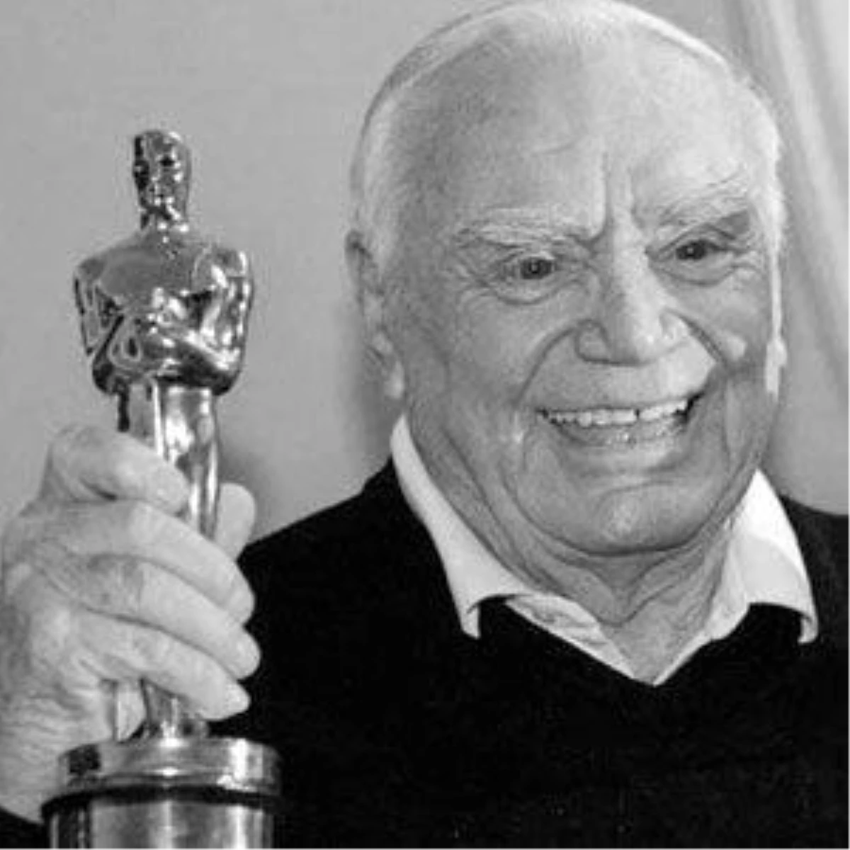 Oscar Ödüllü Oyuncu Ernest Borgnine Öldü