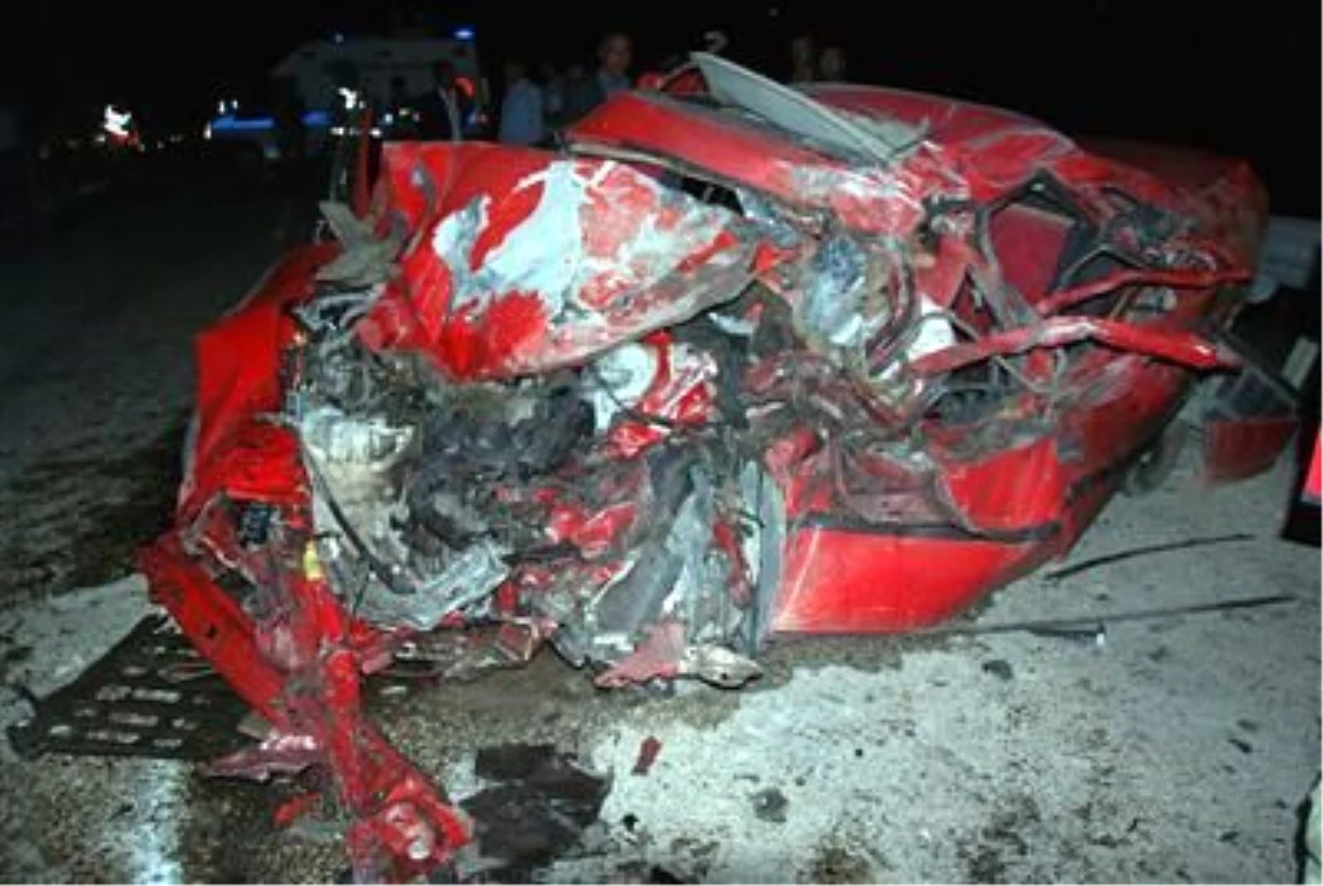 Patnos\'ta Kaza: 4 Ölü, 8 Yaralı