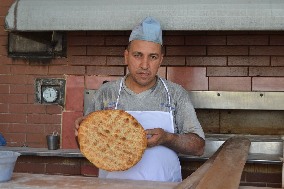 Saruhanlı\'da Ramazan Pidesine Zam Yok