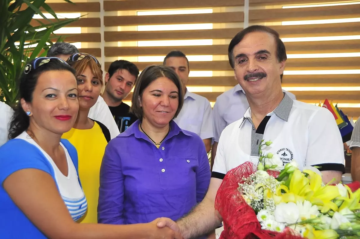 Sözleşmeli Personelden Başkan Keskin'e Teşekkür Ziyareti