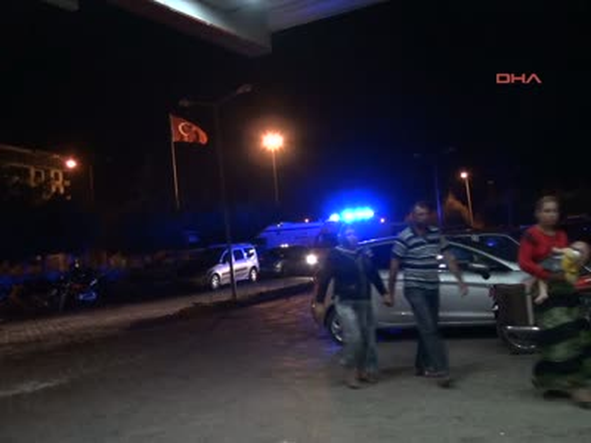 10 Suriyeli Kilis\'e Getirildi