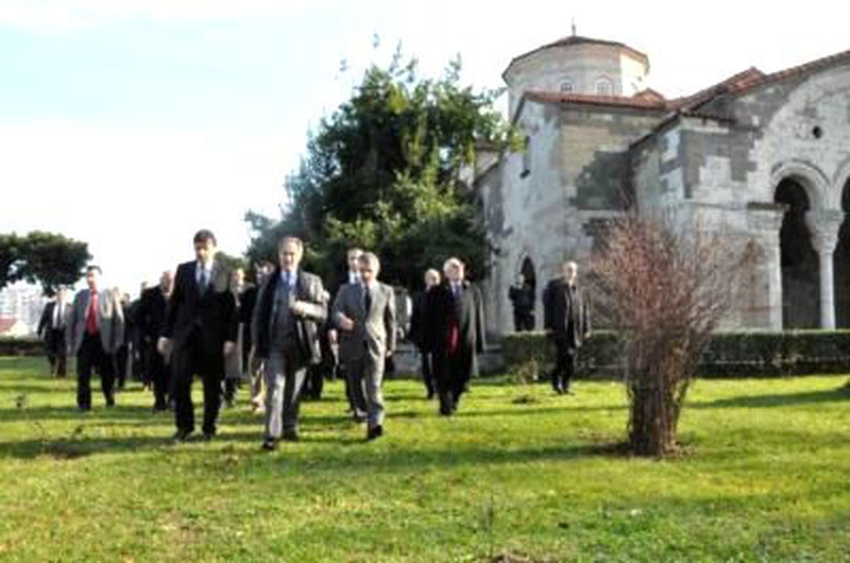Tarihi Ayasofya Müzesi\'nin Çevre Düzenlemesi Projesi