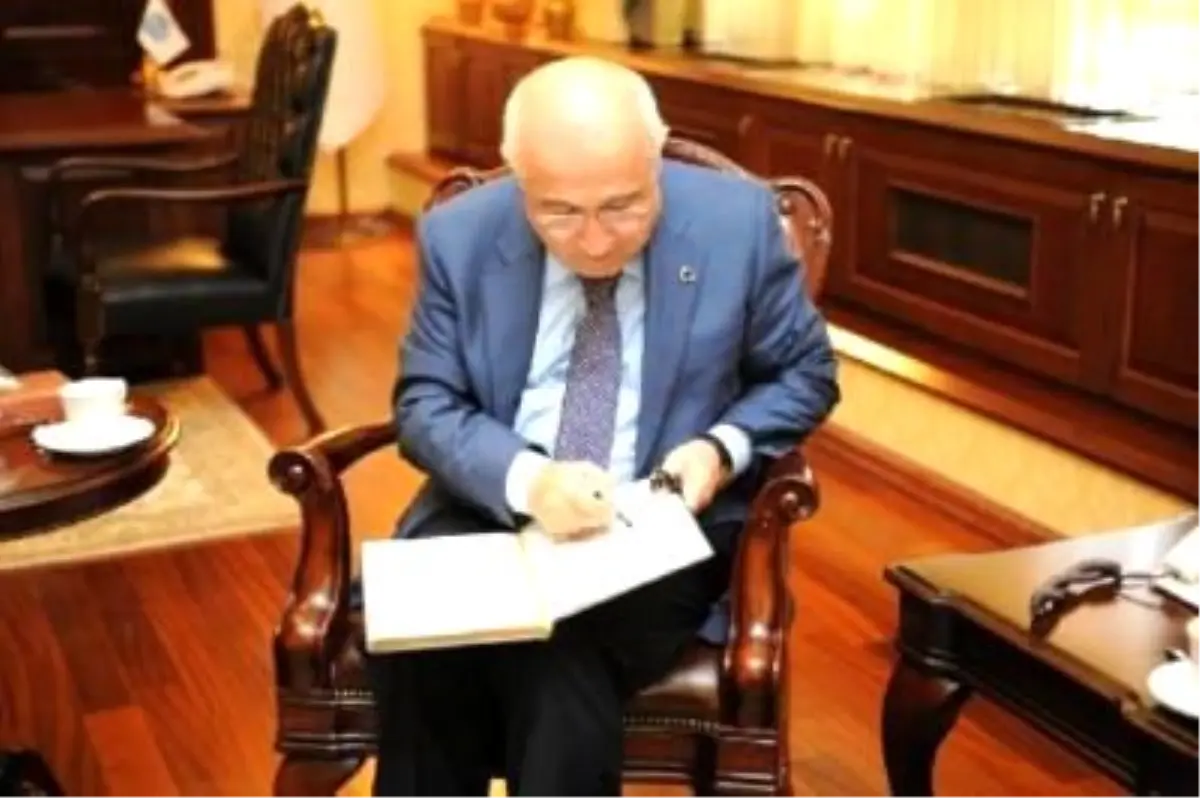 TBMM Başkanı Çiçek Pakistan'da