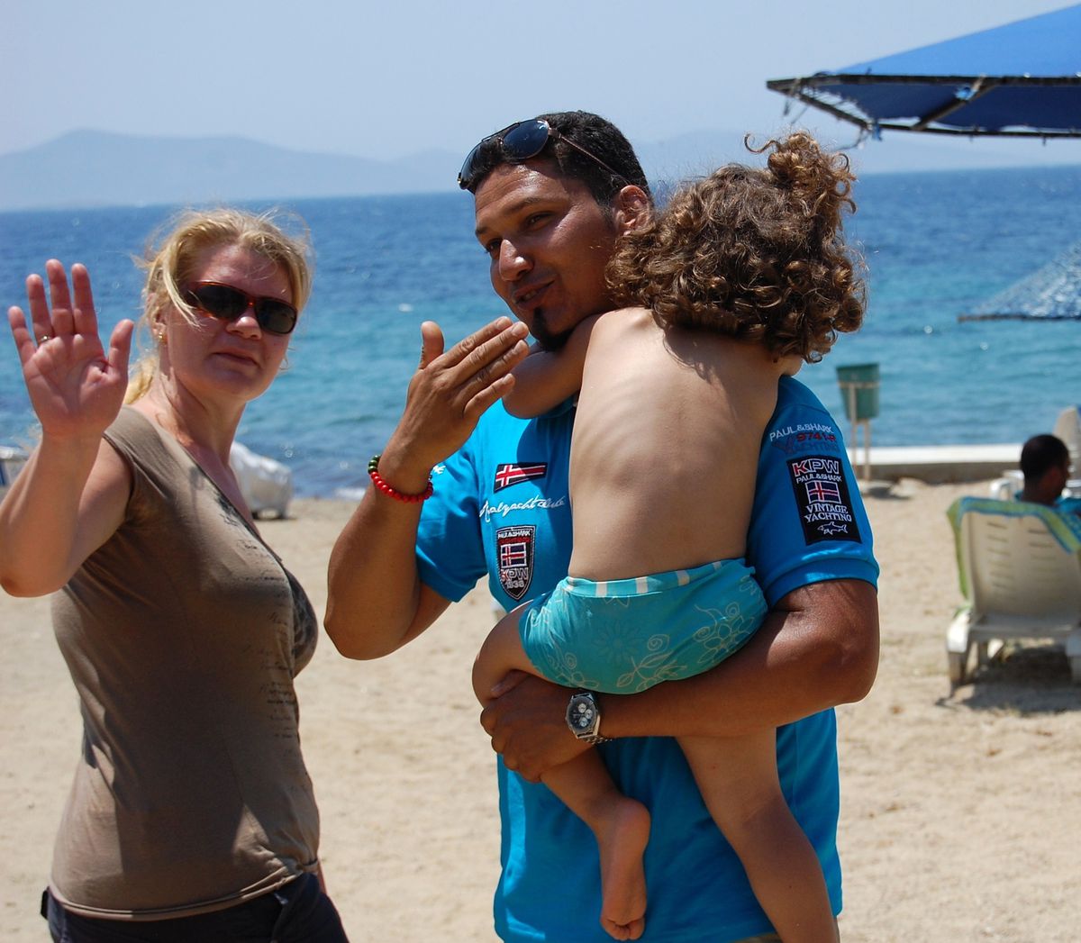 Turistlerin Çantaları Çalındı