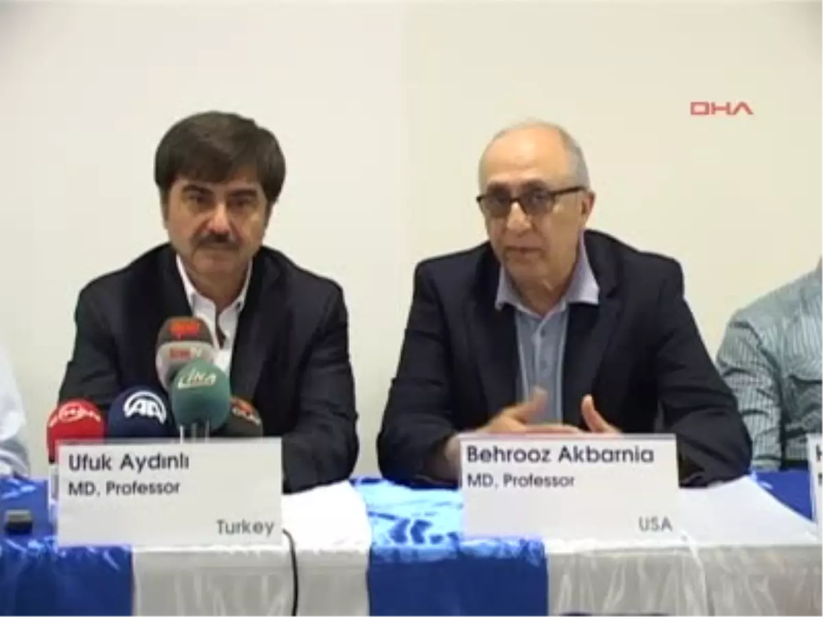 Türk Profesörünün Ameliyatını 6 Ülkeden Uzmanlar İzledi