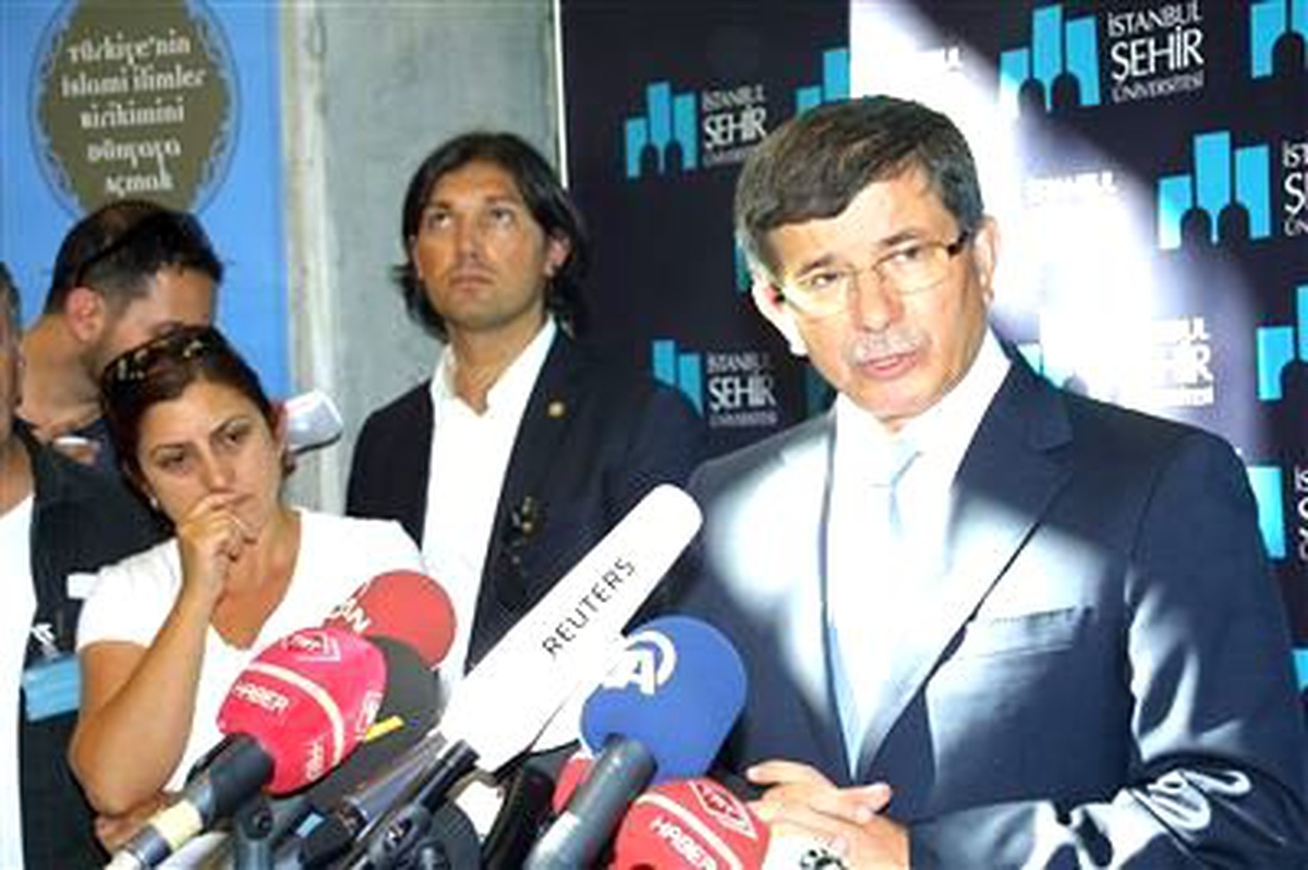 1 Davutoğlu\'ndan Kılıçdaroğlu\'na Özürle Kapanacak Konu Değil