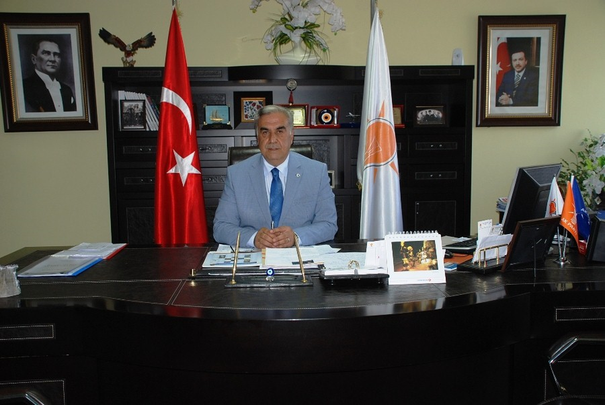 AK Parti İzmir İl Başkanı Ömer Cihat Akay\'dan Ramazan Mesajı..