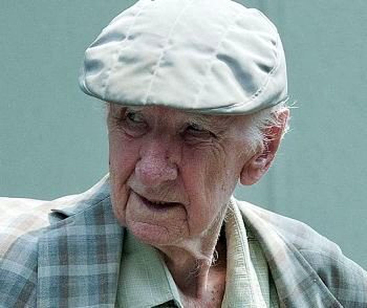 Budapeşte\'de Gözaltına Alınan Nazi Zanlısı 97 Yaşındaki Csatary Ev Hapsinde