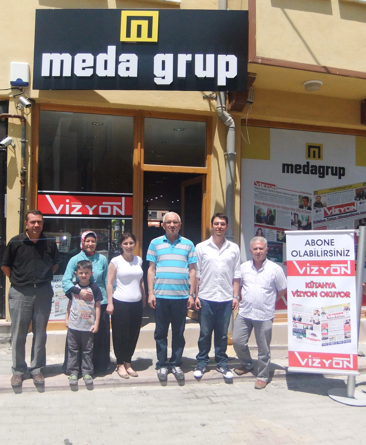 Cemiyet\'ten Vizyon Gazetesi\'ne Hayırlı Olsun Ziyareti