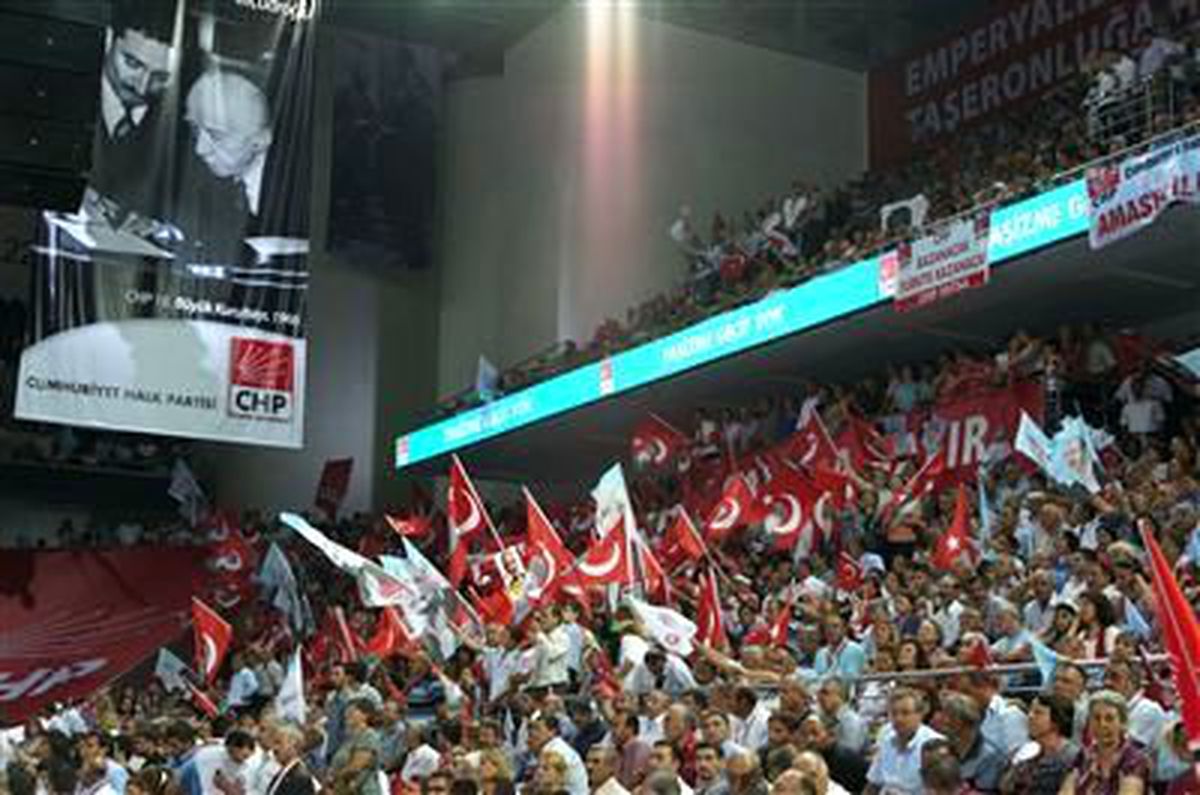 CHP\'de Kurultay Heyecanı