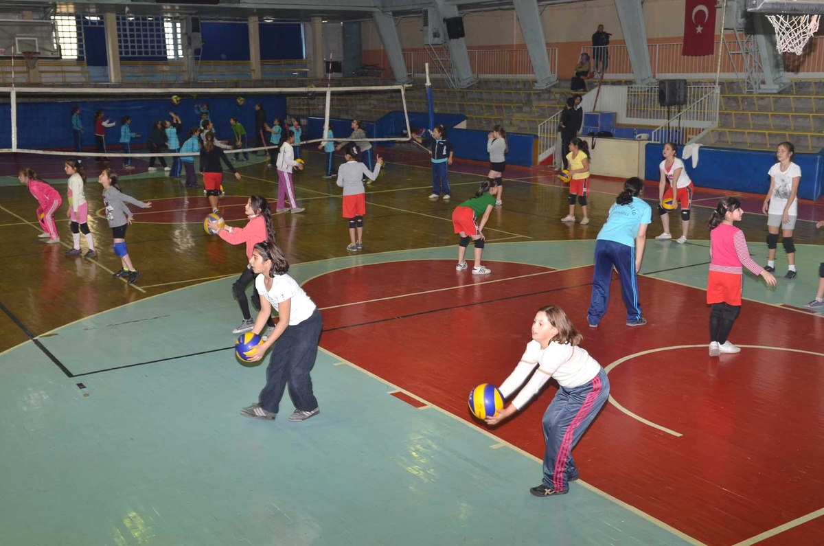 Denizli Belediyesi\'nin Spor Kurslarına Büyük İlgi