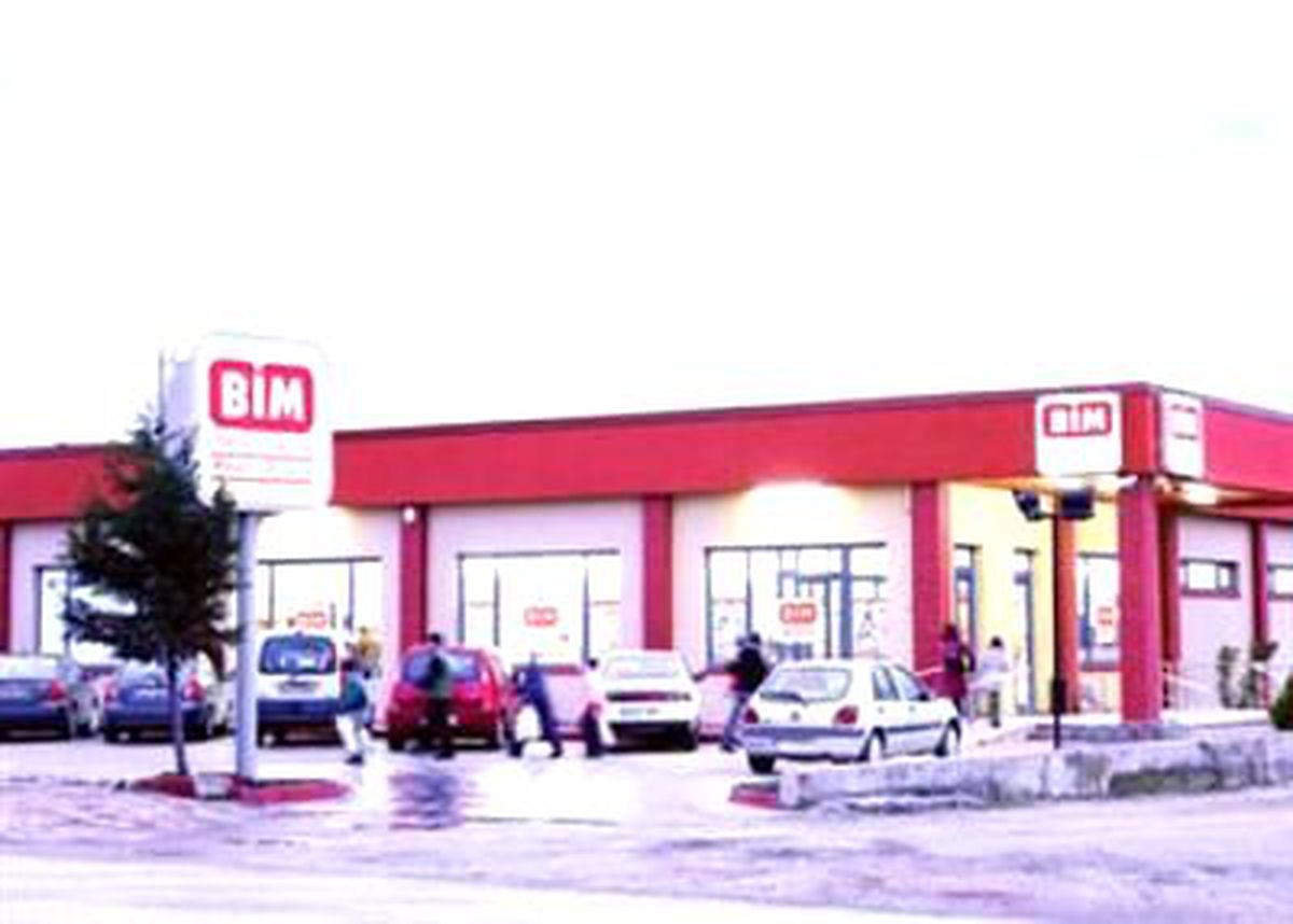 Devleri Bile Bim\'ledi