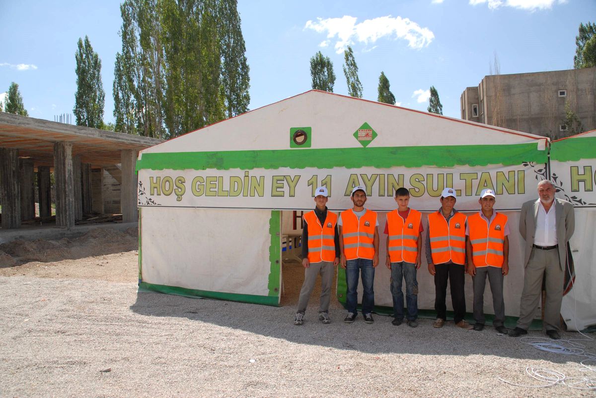 Dogubayazıt\'ta Ramazan Hazırlığı