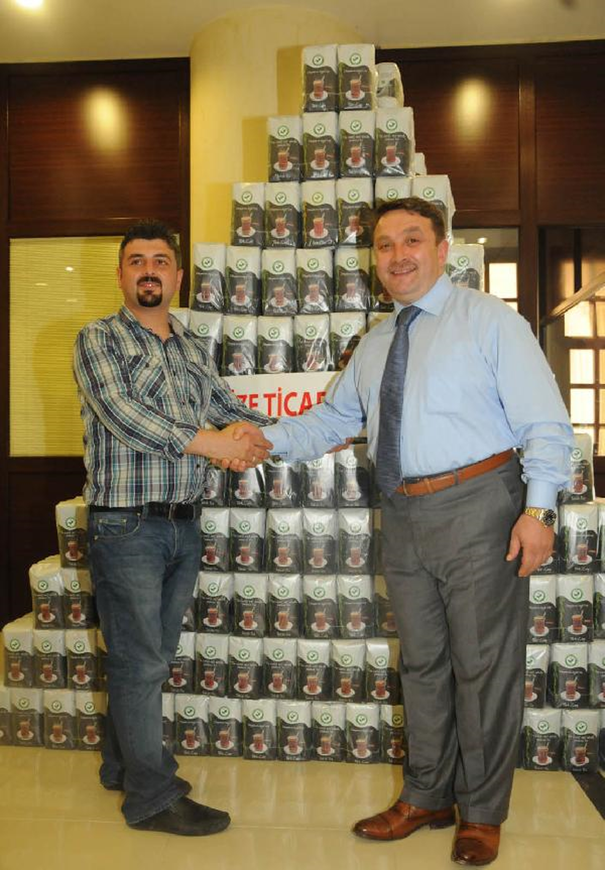 En İyi Çay Demleme Yarışması Birincisine 1 Ton Kuru Çay