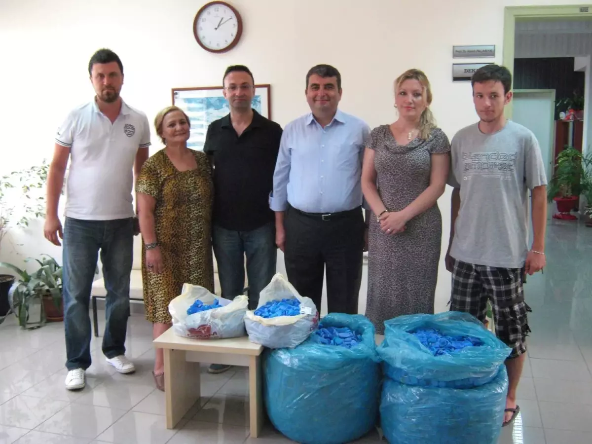 Fakültede Mavi Kapak Kampanyası