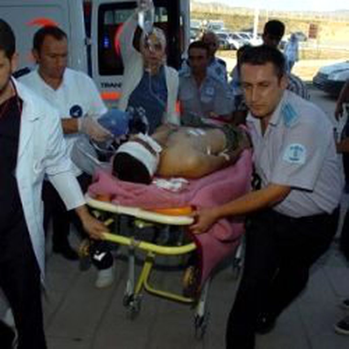 Gürpınar\'da Çatışma ;1 Şehit 3 Yaralı (4)