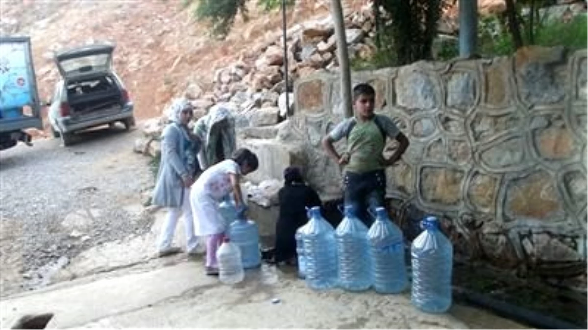 Hizan\'da İçme Suyu Sıkıntısı