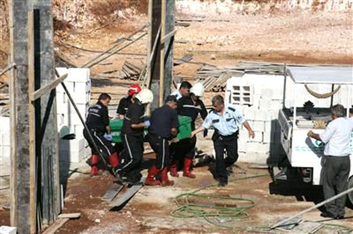 İnşaat İşçisi Tonlarca Yükün Altında Hayatını Kaybetti