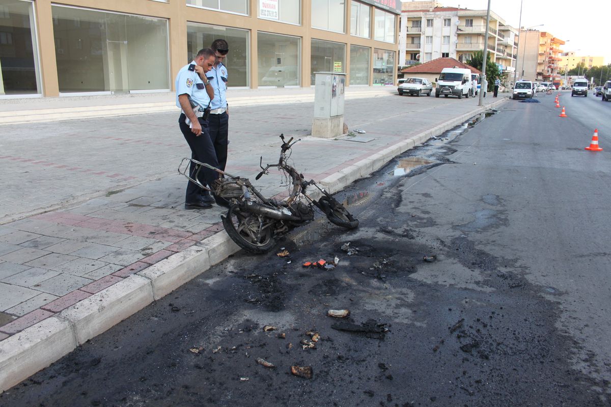 İzmir\'de Trafik Kazası: 1 Ölü