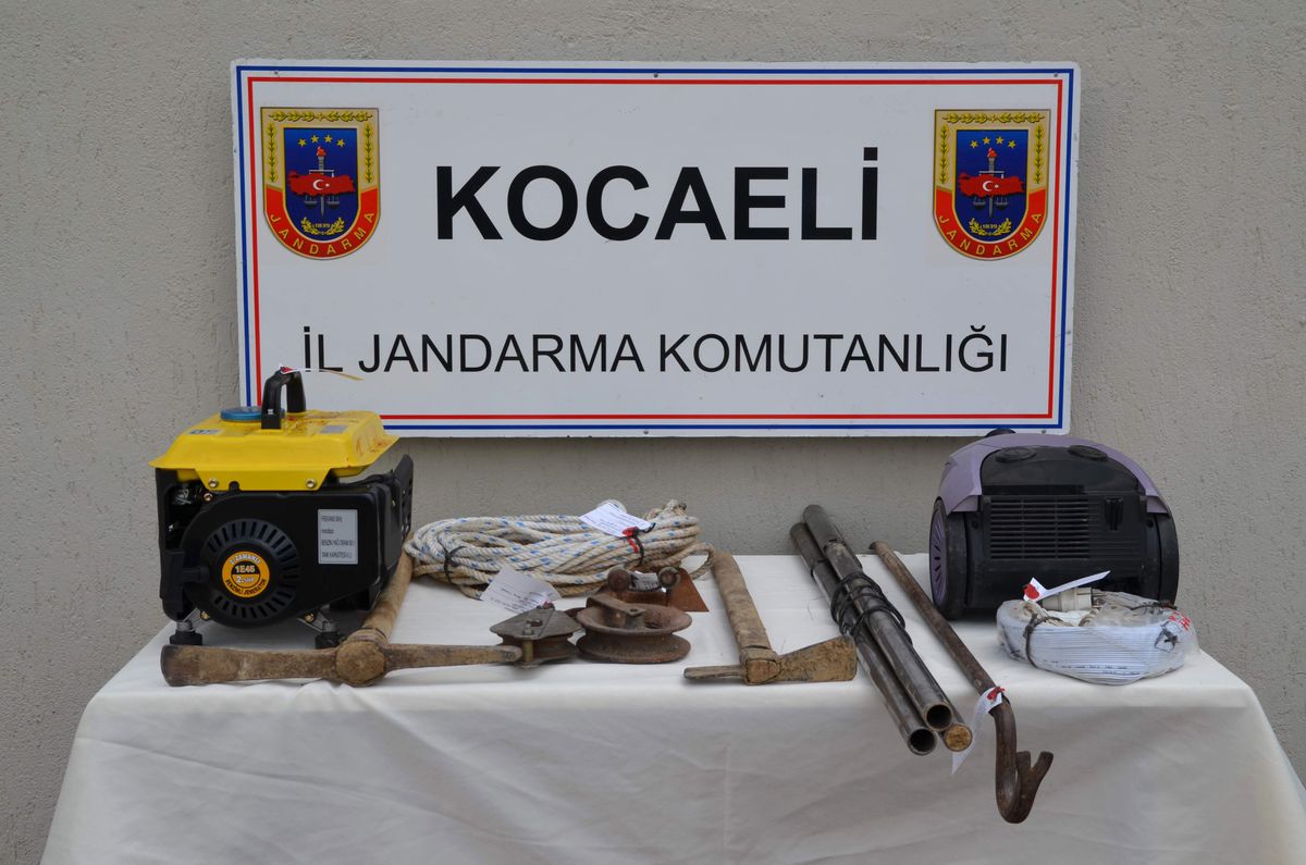 Jandarmadan Define Avcılarına Suçüstü