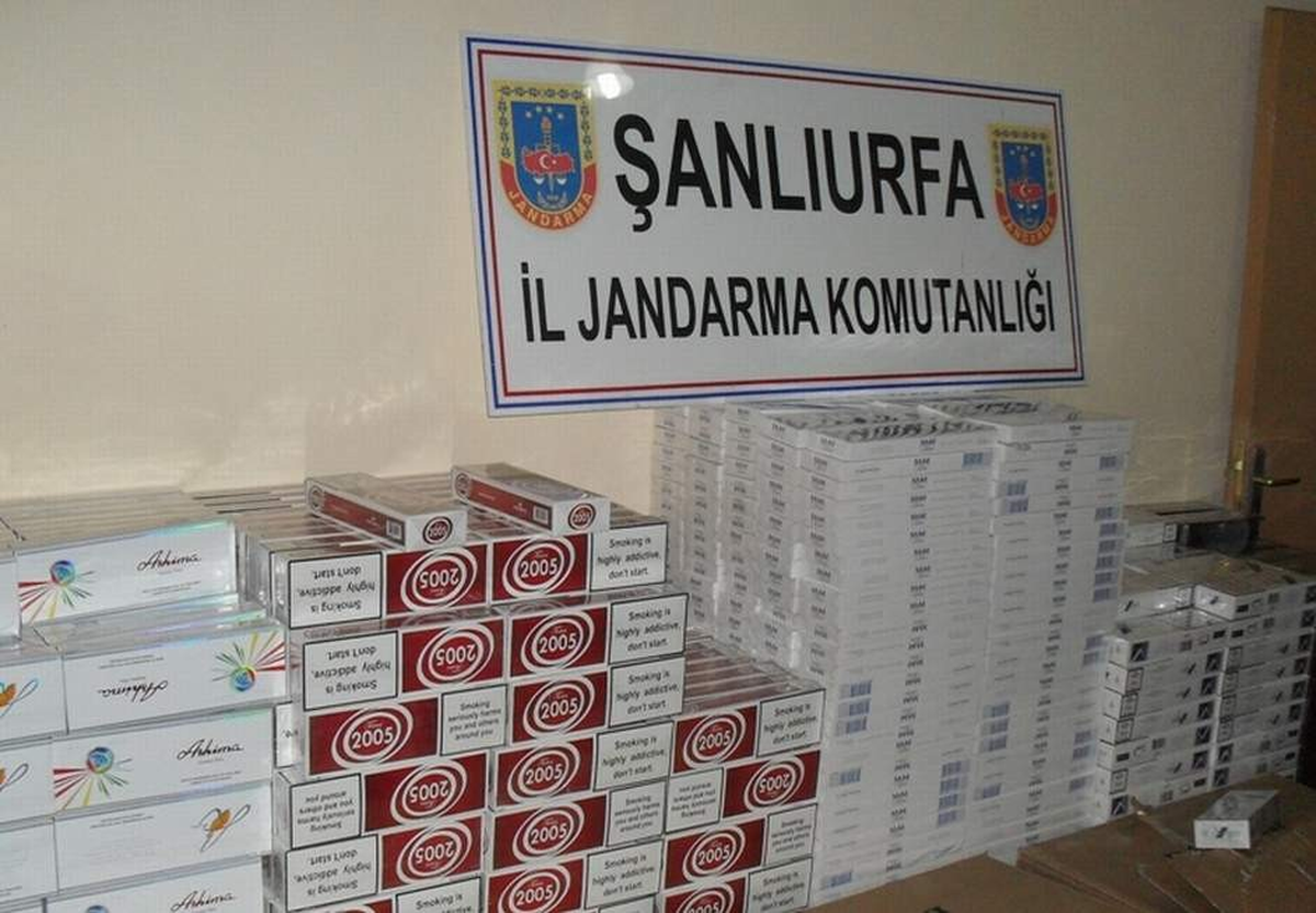 Kargo Aracı ile Kaçakçılık Jandarmaya Takıldı