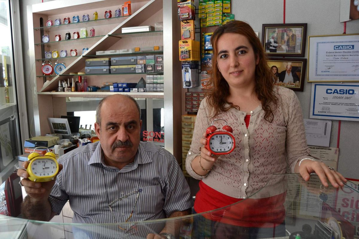 Kayseri\'nin Tek Kadın Saat Ustası Tuğba Erkara Açıklaması