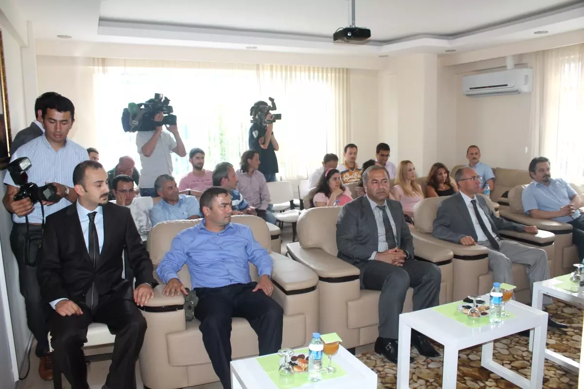 Ordu\'da Basın Mensupları Sertifikalarını Aldı